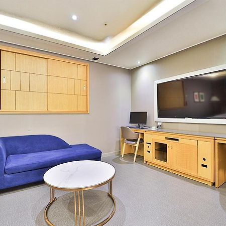 Seomyeon Ib Hotel Busan Bagian luar foto